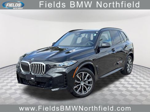 Used 2025 BMW X5 xDrive40i w/ M Sport Package AWD/4WD image 1