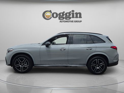 New 2026 Mercedes-Benz GLC 300 image 2