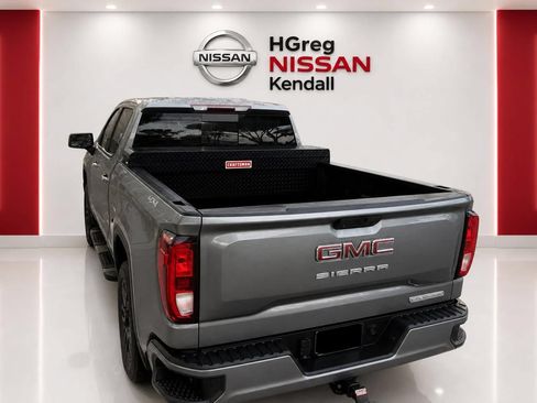 Used 2020 GMC Sierra 1500 Elevation w/ Elevation Value Package AWD/4WD image 2