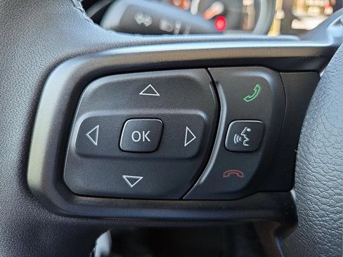 Used 2025 Jeep Gladiator Sport AWD/4WD image 20