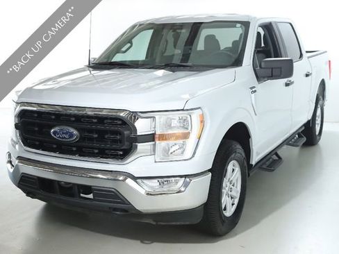 Used 2022 Ford F150 XLT image 3
