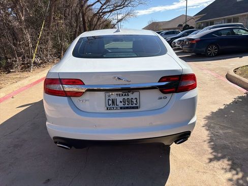 Used 2013 Jaguar XF 3.0 image 12