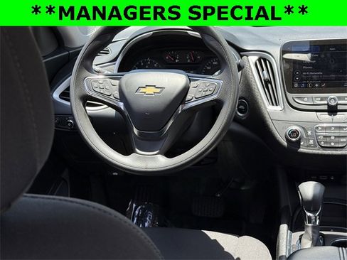 Used 2023 Chevrolet Malibu LT image 22