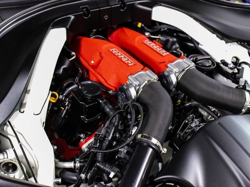 Certified 2022 Ferrari Roma image 53