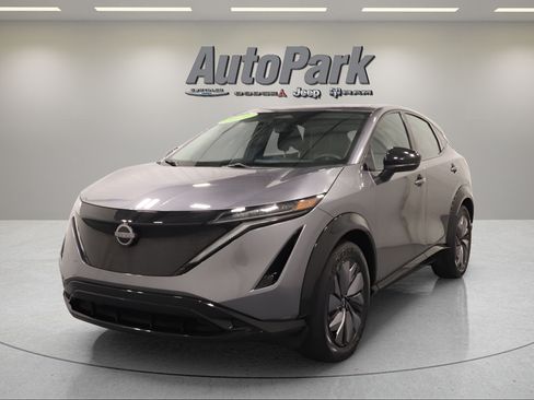 Used 2024 Nissan Ariya AWD image 6