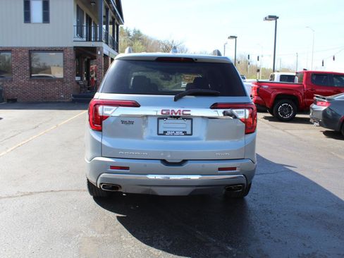 Used 2023 GMC Acadia Denali w/ Denali Ultimate Package image 6