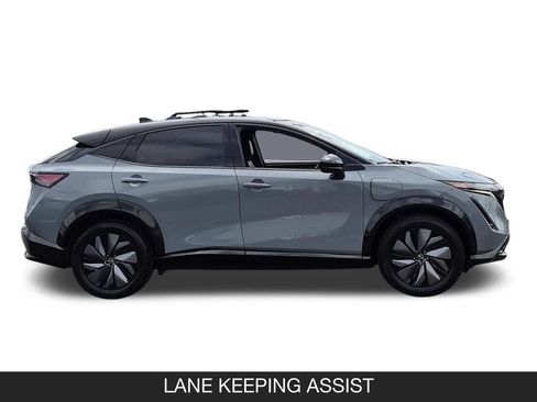 Used 2024 Nissan Ariya AWD image 6