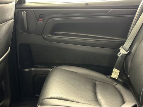 Used 2023 Honda Odyssey Elite image 24