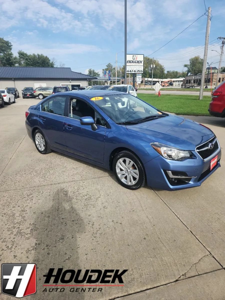 Used 2016 Subaru Impreza 2.0i Premium AWD/4WD image 1
