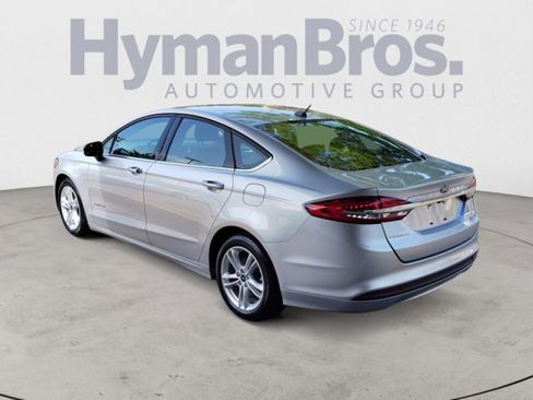 Used 2018 Ford Fusion S image 5