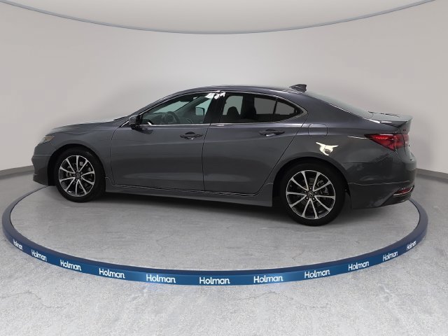 Used 2017 Acura TLX w/ Technology Package FWD image 9