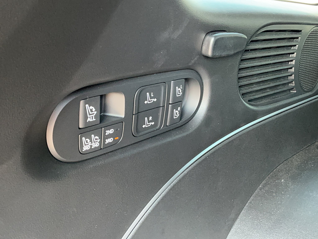 Certified 2026 Hyundai Palisade Calligraphy FWD image 39