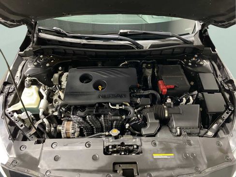 Used 2020 Nissan Altima 2.5 SR w/ Premium Package image 32