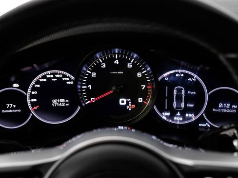 Used 2019 Porsche Cayenne S image 16