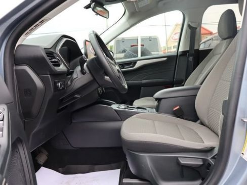 Used 2022 Ford Escape SE w/ Cold Weather Package AWD/4WD image 16