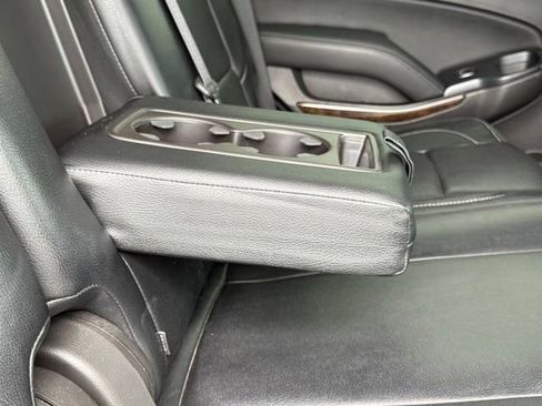 Used 2019 Chevrolet Tahoe LS AWD/4WD image 14