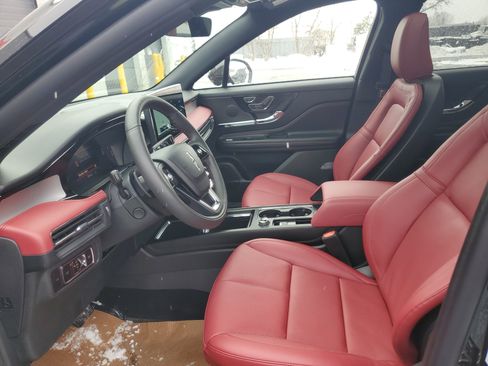 New 2026 Lincoln Corsair Reserve w/ Jet Appearance Package image 12