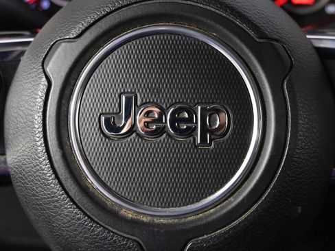 Used 2020 Jeep Gladiator Rubicon image 38