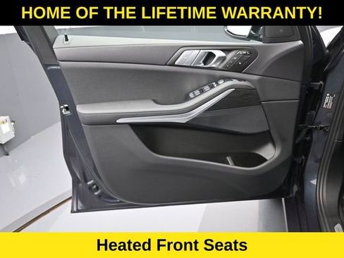 Used 2022 BMW X7 xDrive40i w/ Premium Package AWD/4WD image 11