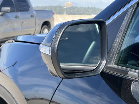 Used 2025 GMC Acadia Elevation image 20