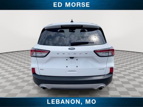 Certified 2022 Ford Escape SE w/ Cold Weather Package AWD/4WD image 7