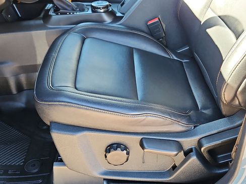 Used 2021 Ford Bronco Badlands image 12