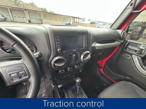 Used 2018 Jeep Wrangler Unlimited Sport S image 31