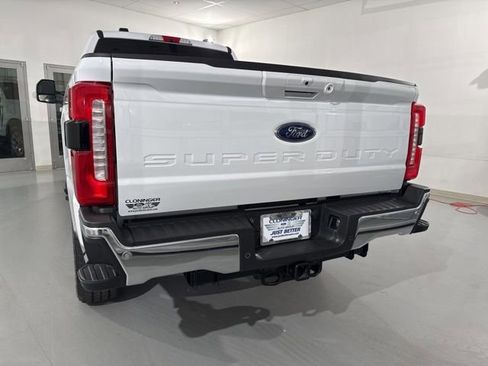Used 2026 Ford F250 Lariat w/ Lariat Premium Package AWD/4WD image 8