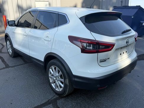 Used 2022 Nissan Rogue Sport S AWD/4WD image 2