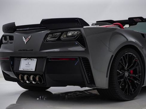 Used 2016 Chevrolet Corvette Z06 w/ 3LZ Preferred Equipment Group RWD image 14