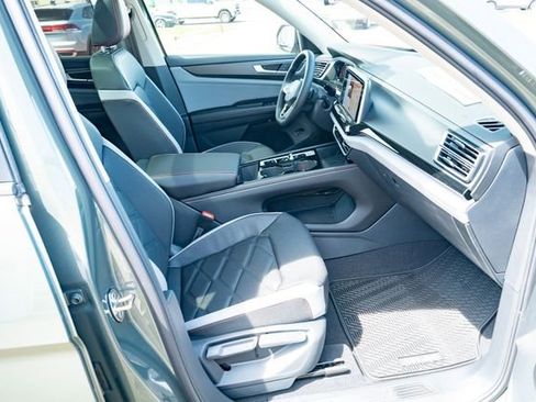New 2026 Volkswagen Atlas Peak Edition AWD/4WD image 43