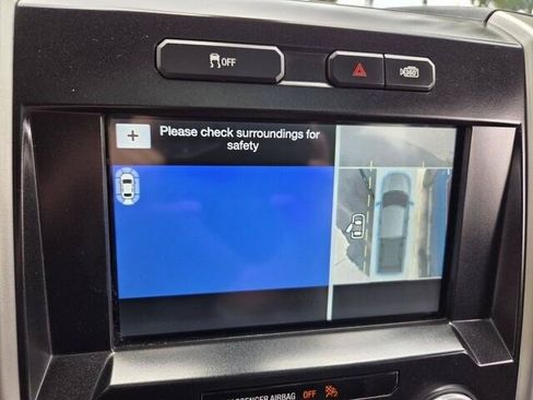 Used 2016 Ford F150 Lariat w/ Equipment Group 502A Luxury AWD/4WD image 9