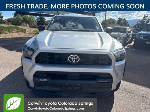 Used 2025 Toyota 4Runner TRD Off-Road Premium AWD/4WD image 9
