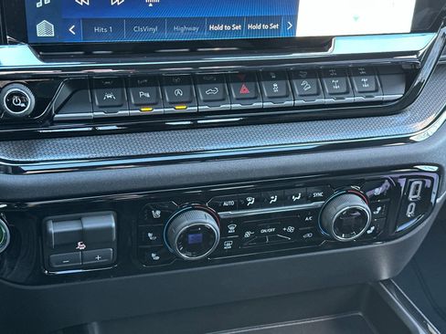 Used 2026 Chevrolet Silverado 1500 ZR2 w/ LPO, Dark Essentials Package image 24