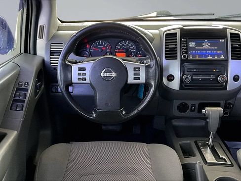 Used 2019 Nissan Frontier SV RWD image 9