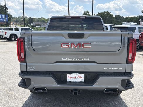 Certified 2021 GMC Sierra 1500 Denali AWD/4WD image 5