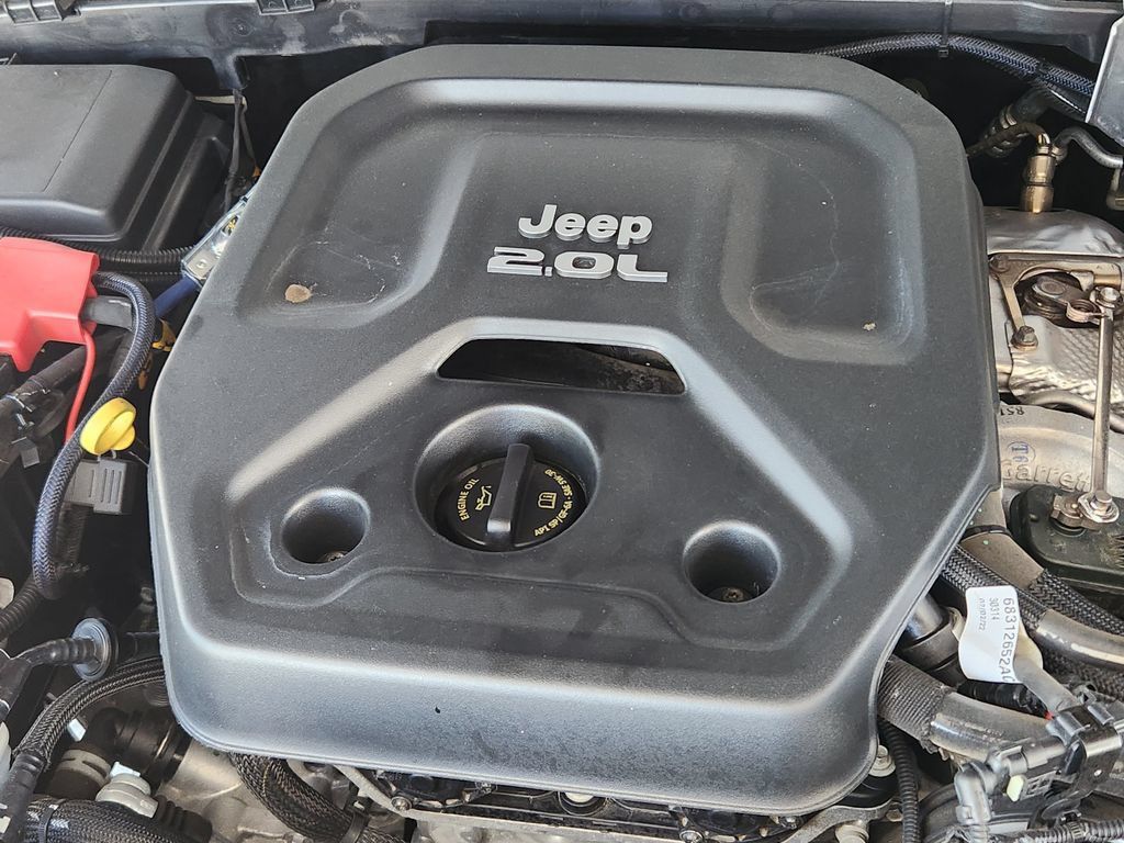 Used 2022 Jeep Wrangler Unlimited Rubicon 4xe w/ Steel Bumper Group AWD/4WD image 16