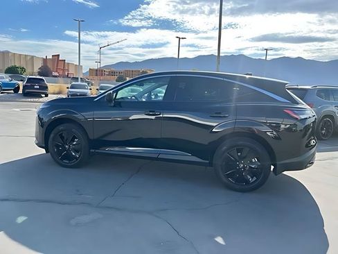 Used 2025 Nissan Murano SV AWD/4WD image 6
