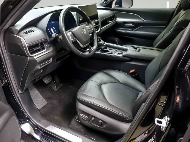 Certified 2025 Toyota Grand Highlander AWD Hybrid image 8