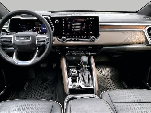 Used 2024 GMC Canyon Denali AWD/4WD image 15