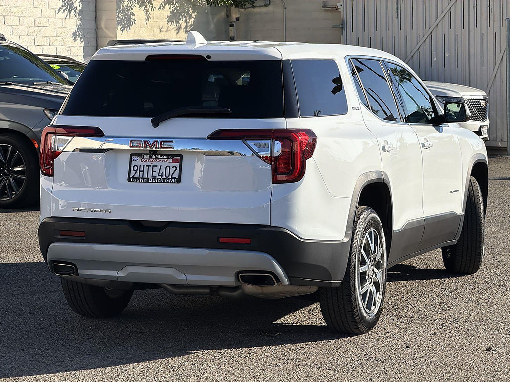 Used 2023 GMC Acadia SLE FWD image 5