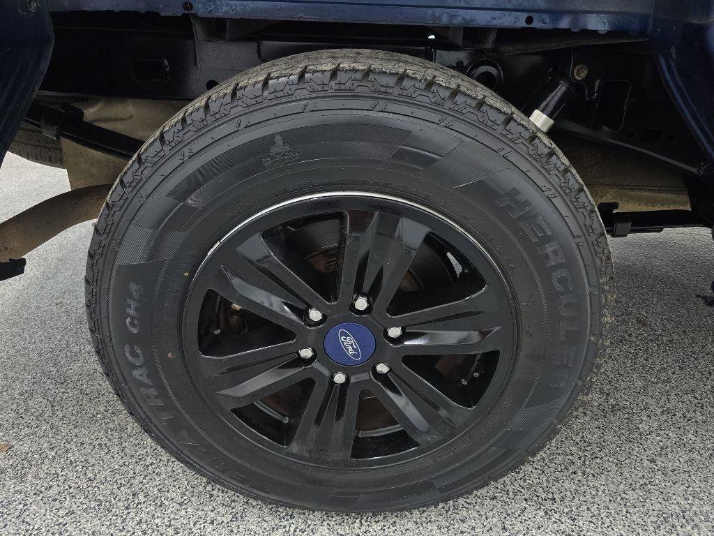 Used 2015 Ford F150 XLT w/ Equipment Group 301A Mid RWD image 27