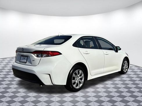 Used 2023 Toyota Corolla LE FWD image 7
