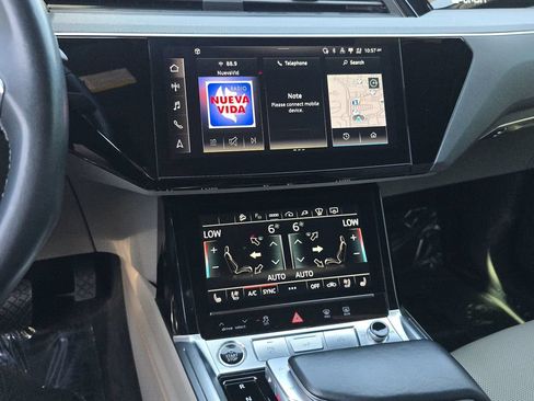 Certified 2024 Audi Q8 e-tron Prestige AWD/4WD image 26