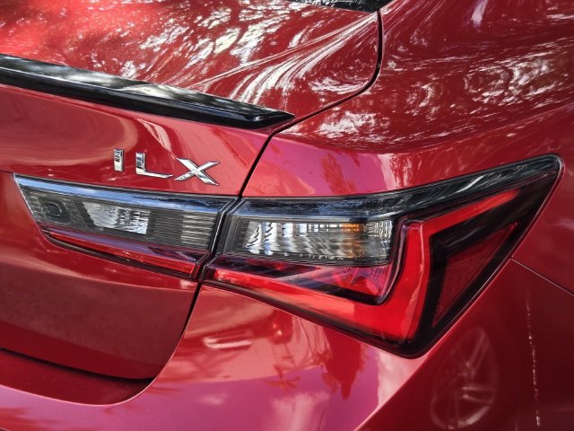 Used 2020 Acura ILX w/ Technology Plus & A-SPEC FWD image 9