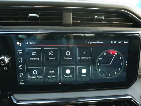 Used 2024 GMC Sierra 1500 AT4 w/ Technology Package image 20