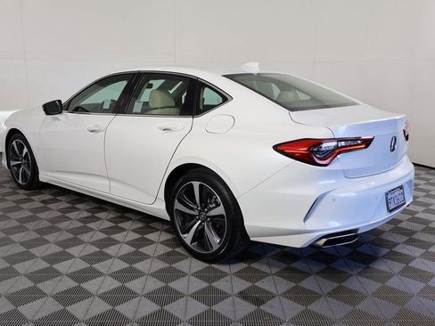 Used 2025 Acura TLX w/ Technology Package image 6