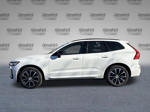 Used 2025 Volvo XC60 B5 Plus image 7