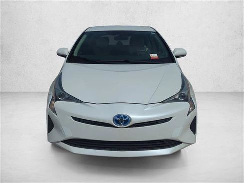 Certified 2016 Toyota Prius Two FWD image 2