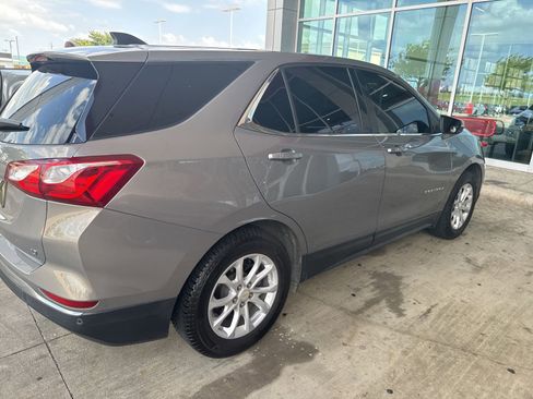 Used 2019 Chevrolet Equinox LT FWD image 19
